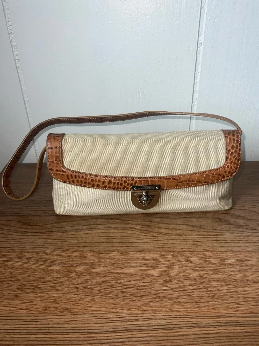 Antonio Melani Beige Canvas Brown Leather Turn Lock Shoulder Bag Purse - Picture 4 of 7